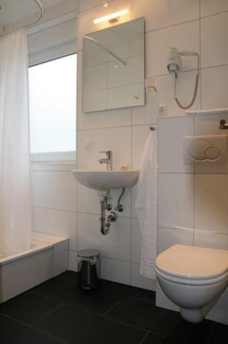 Apartment-Haus โคโลญ ภายนอก รูปภาพ
